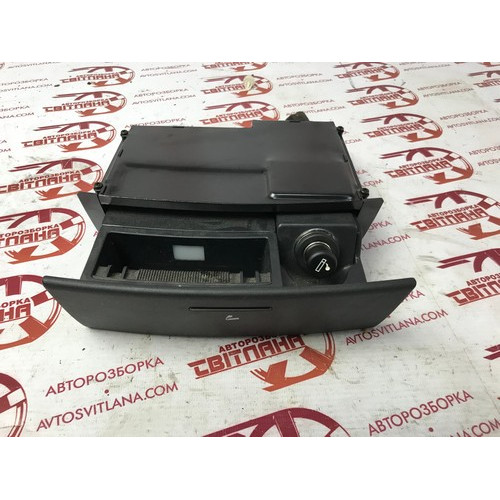 Попільниця передня Kia Sorento 2002-2009 845503E000